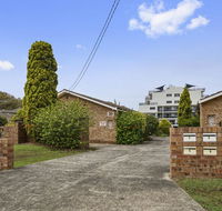 Oakland Avenue Villa 3