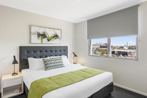 Oaks Brisbane Woolloongabba Suites - Darwin Holiday 0