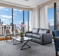 Oaks Gold Coast Hotel - Darwin Holiday