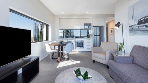 Oaks Melbourne On William Suites - Darwin Holiday 3