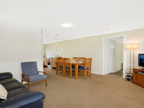 Ocean Blue Apartment Five - Ground Floor Apartment - Darwin Holiday 1