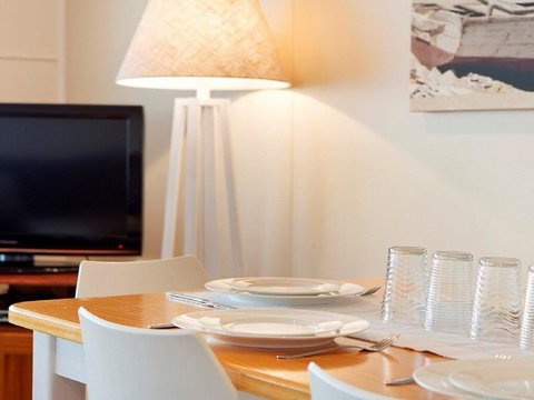 Ocean Blue Apartment Two - Oceanfront Apartment - Darwin Holiday 1