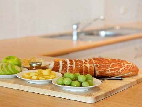 Ocean Blue Apartment Two - Oceanfront Apartment - Darwin Holiday 3