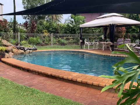 Ocean Breeze - Darwin Holiday 1