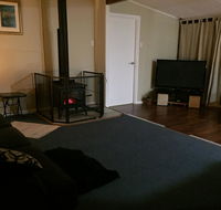 Ocean Song Cottage - Darwin Holiday