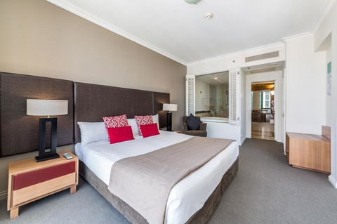 Ocean View Penthouse Suite - Surfers Paradise - Darwin Holiday 3