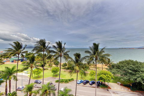 Ocean View Studios 75 The Strand, Free Fast Wifi/Foxtel - Darwin Holiday 0
