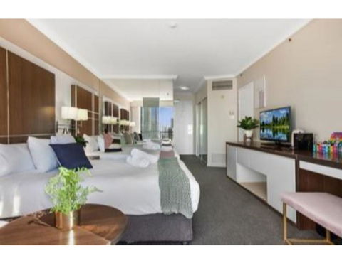 Ocean Vistas And Convenience By The Beach - Darwin Holiday 1