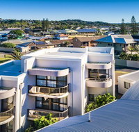 OCEAN WAVES - WiFi - Darwin Holiday