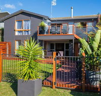 Ocean's 30 - Ultimate Beach Frontage - Darwin Holiday