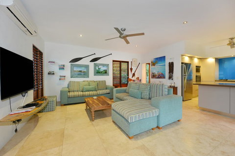 Oceaneyes Getaway - Darwin Holiday 2