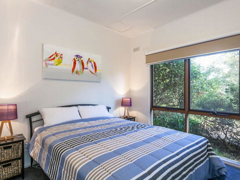 OCEANS 12 - ANGLESEA - Darwin Holiday 1