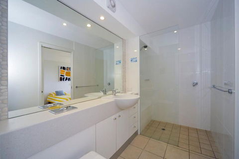 Oceanside 4 Bedrooms - Darwin Holiday 3