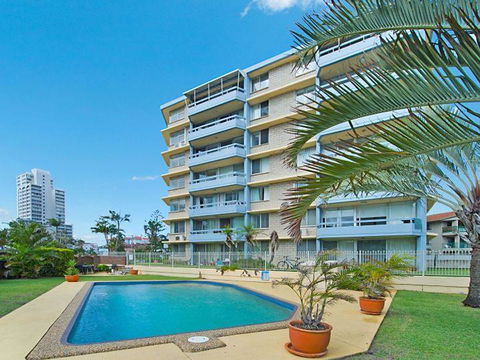 Old Burleigh Road - Darwin Holiday 0