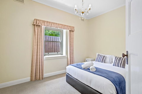 Old World Charm On Shannon - Darwin Holiday 3