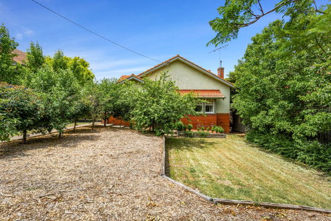 Old World Charm On Shannon - Darwin Holiday 0