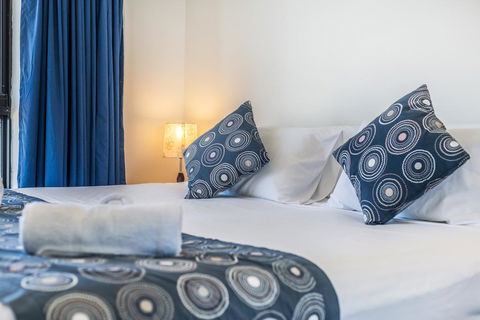 Olympus Beachfront Apartments - Darwin Holiday 3