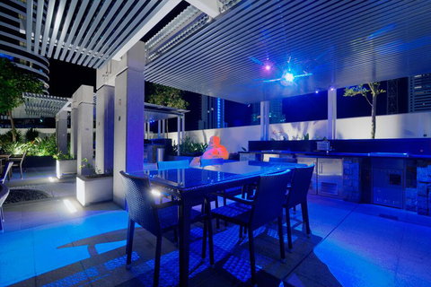 Oracle Broadbeach - Darwin Holiday 1
