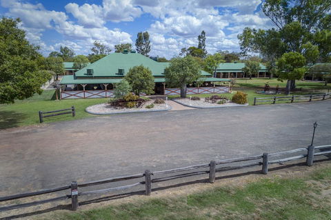 Overlander Homestead Motel - Darwin Holiday 3