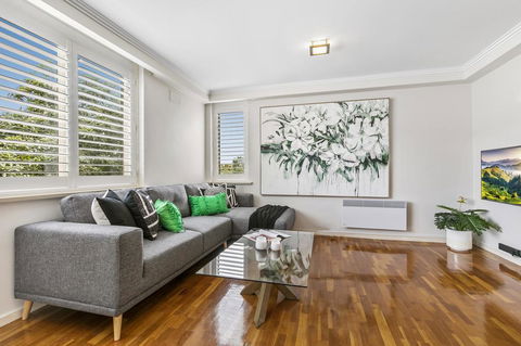 Oversized Apartment Close To City, Parks, MCG - Darwin Holiday 0
