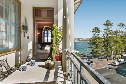 Oversized Manly Penthouse With 180 Ocean Views - Darwin Holiday 0