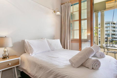 Oversized Manly Penthouse With 180 Ocean Views - Darwin Holiday 1