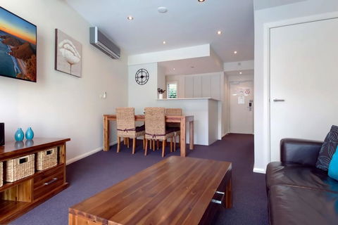 Pacific Blue Apartment 139, 265 Sandy Point Road - Darwin Holiday 2