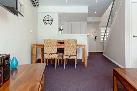 Pacific Blue Apartment 139, 265 Sandy Point Road - Darwin Holiday 3