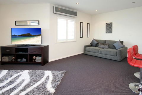 Pacific Blue Apartment 258, 265 Sandy Point Road - Darwin Holiday 3