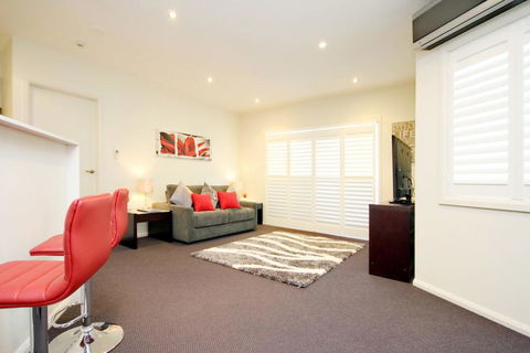 Pacific Blue Apartment 258, 265 Sandy Point Road - Darwin Holiday 2