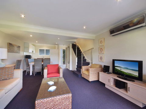 Pacific Blue Townhouse 358, 265 Sandy Point Road - Darwin Holiday 2