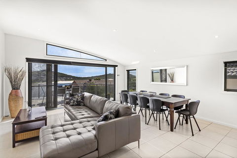 Pacific Drive 14 - Fingal Bay - Darwin Holiday 2