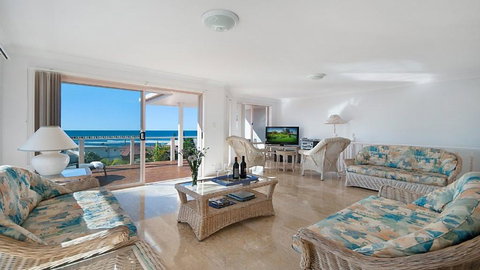 Pacific Rose - Winter Holiday Special - Darwin Holiday 2