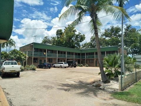 Palm Court Backpackers - Darwin Holiday 0