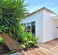 Palm Oasis - family friendly accommodation just a short walk to werri beach - Darwin Holiday