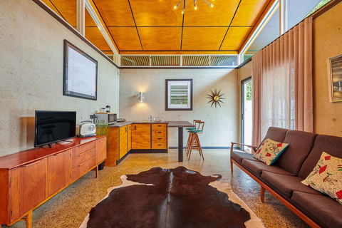 Palm Springs Suite - Darwin Holiday 3