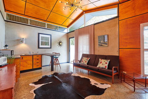 Palm Springs Suite - Darwin Holiday 0
