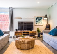 Pandanas Apartments 17B - Mollymook Beach - Darwin Holiday