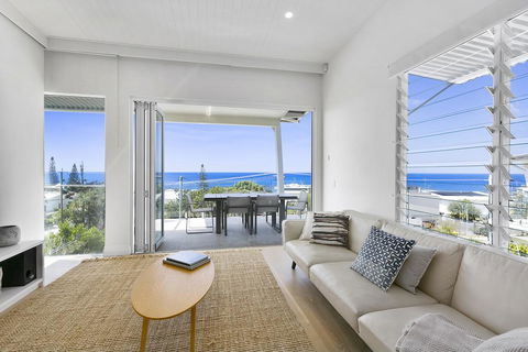 Paperbark B - Luxury Duplex Sunshine Beach - Darwin Holiday 2