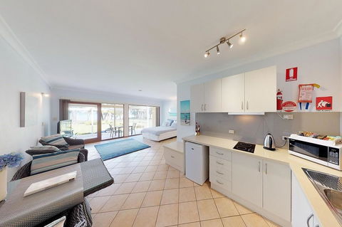 Paradise Beach Apartments - Darwin Holiday 3