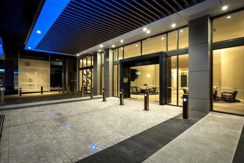 Paradise Centre Apartments - Darwin Holiday 3