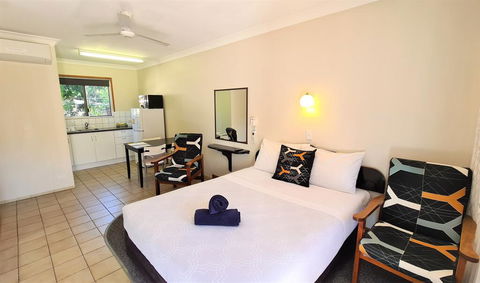 Paradise Court - Darwin Holiday 1