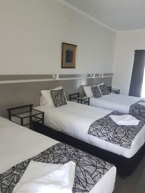 Park Drive Motel - Darwin Holiday 1