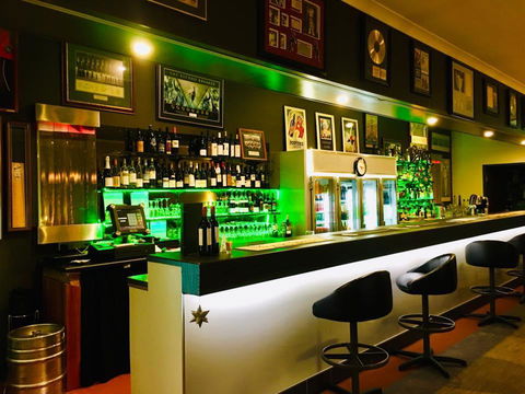 Parkes International - Darwin Holiday 1