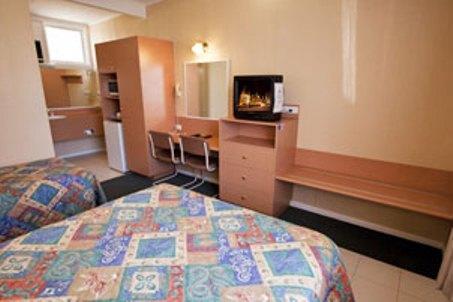 Parkville Motel - Darwin Holiday 3