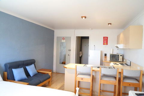 Parkwood 03 - Darwin Holiday 1