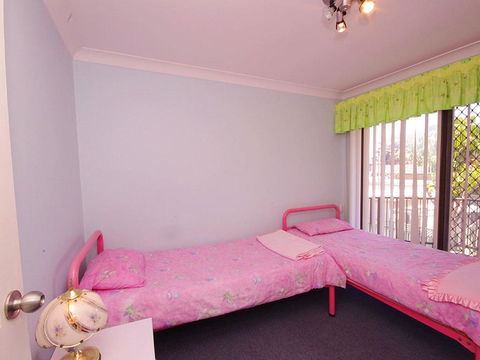Pelican Place - Darwin Holiday 2