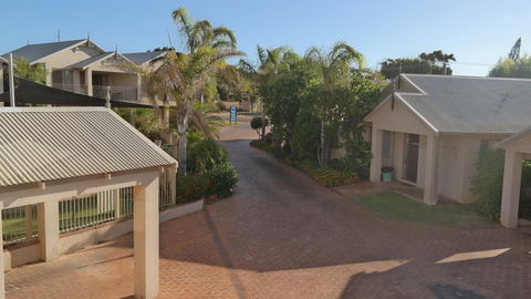 Pelican Shore Villas Kalbarri - Darwin Holiday 0