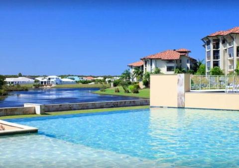 Pelican Waters Golf Resort And Spa Unit 1006 - Darwin Holiday 2