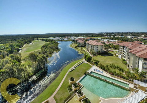 Pelican Waters Golf Resort And Spa Unit 1006 - Darwin Holiday 1